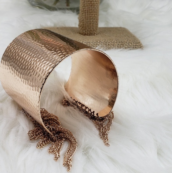 🆕️INC Rose Gold Tone Cuff Fringe Bracelet - Picture 5 of 8